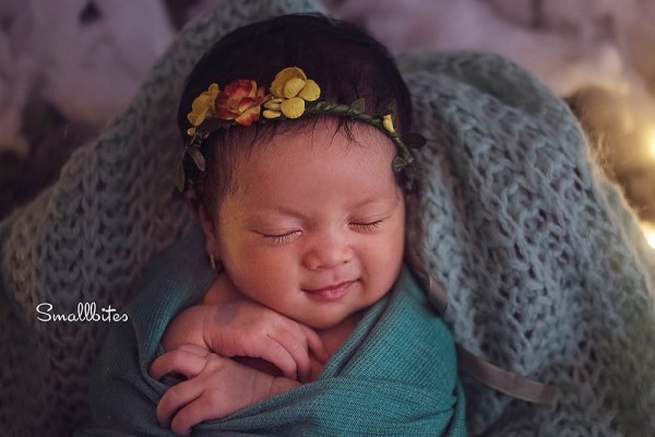 8 Foto Imut Anak Ketiga Olla Ramlan yang Baru  Lahir  Gemes 