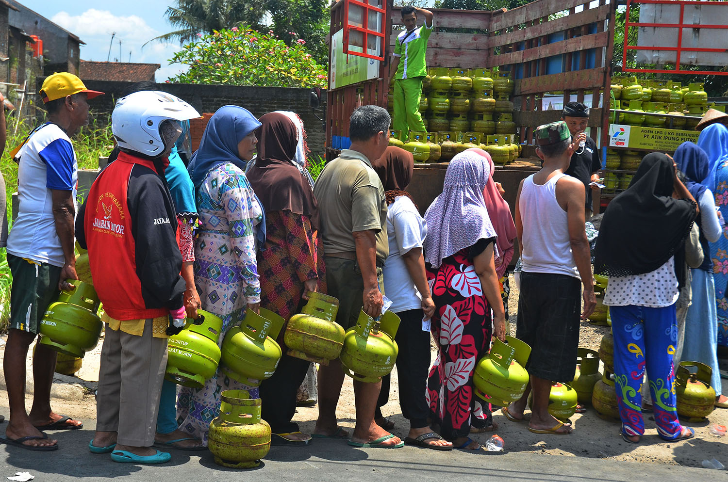 4 Daerah di Jateng Mulai Uji Coba Pencocokan Data Pembeli Elpiji 3 Kg