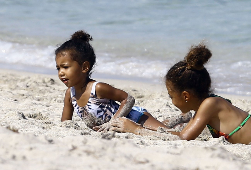 Vacation to Child's Beach Together?  Prepare 7 of these Mandatory Tools!