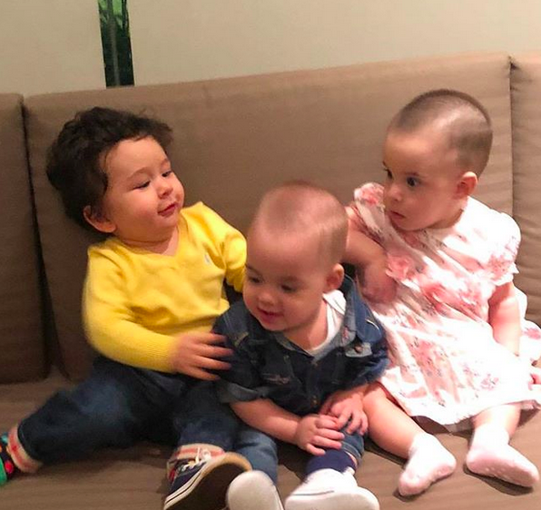 14 Foto Taimur, Anak Kareena Kapoor yang Gemesin Abis!