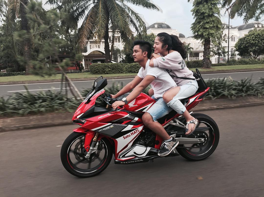 Gambar Pasangan  Naik Motor  Ninja  R rosaemente com