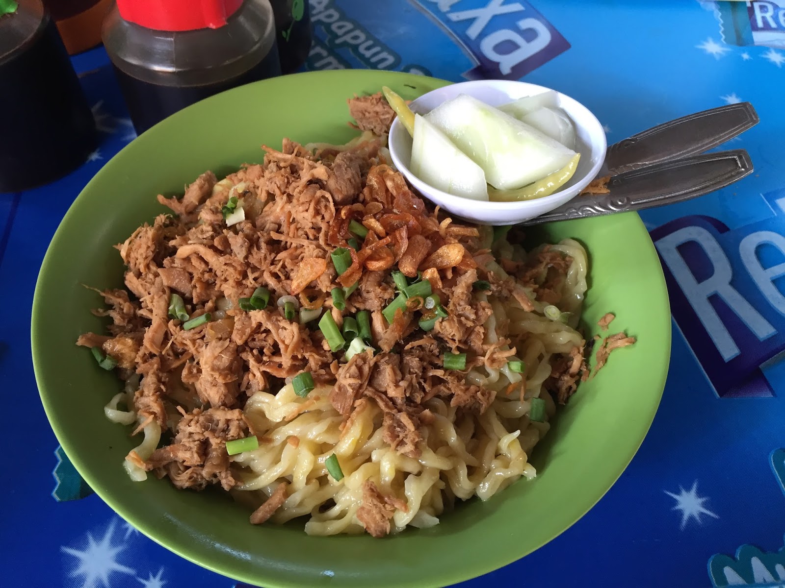 7 Makanan Kaki Lima di Surabaya yang Enak dan Murah, Dijamin Nagih!