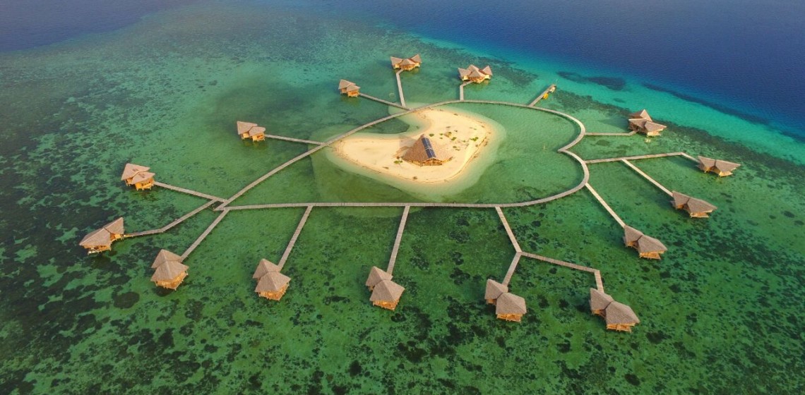 10 Pulau dengan Bentuk Paling Aneh di Dunia, Indonesia Gak Kalah Unik