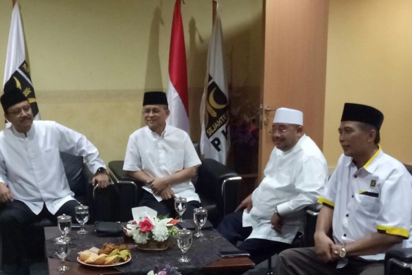 Ahmad Syaikhu Temui AHY, Bahas Apa?