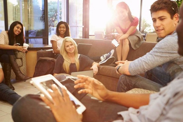 7 Cara untuk Dianggap Serius dan Dipercaya oleh Orang Lain