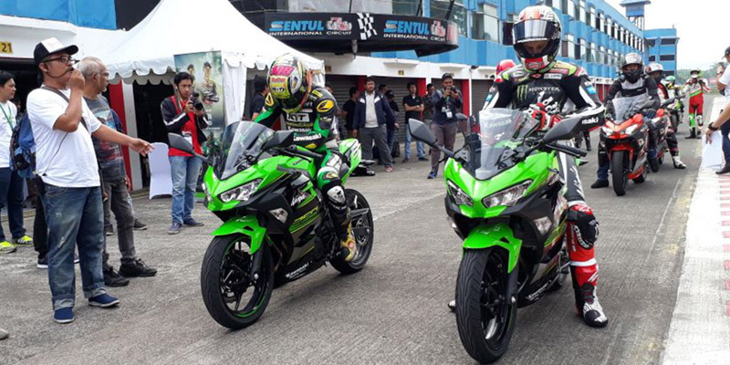 Deretan Motor Sport 250 CC 2 Silinder, Mana Paling Gahar? 