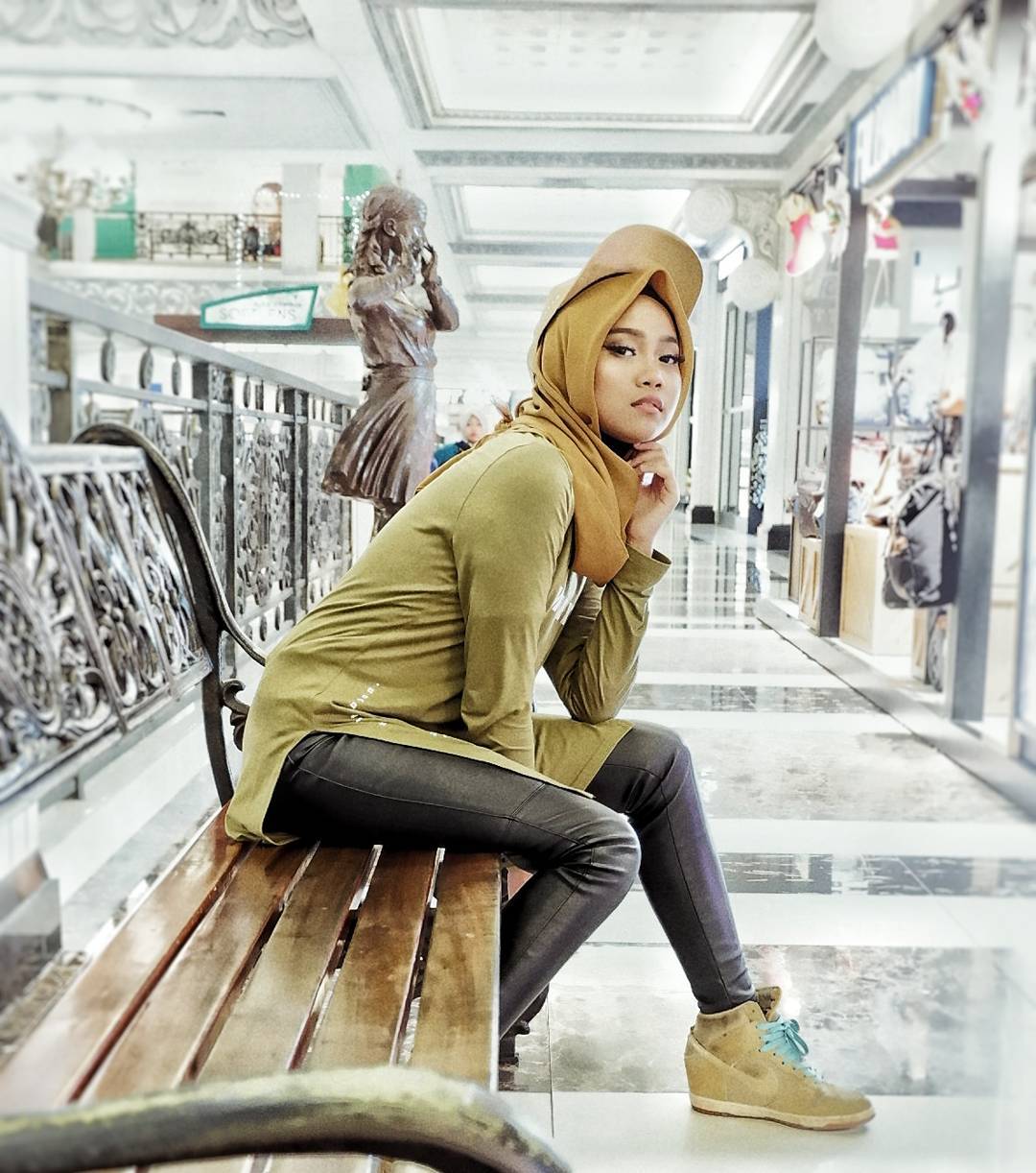 10 Gaya Ayu Putri Hijabers Swag Finalis Indonesian Idol