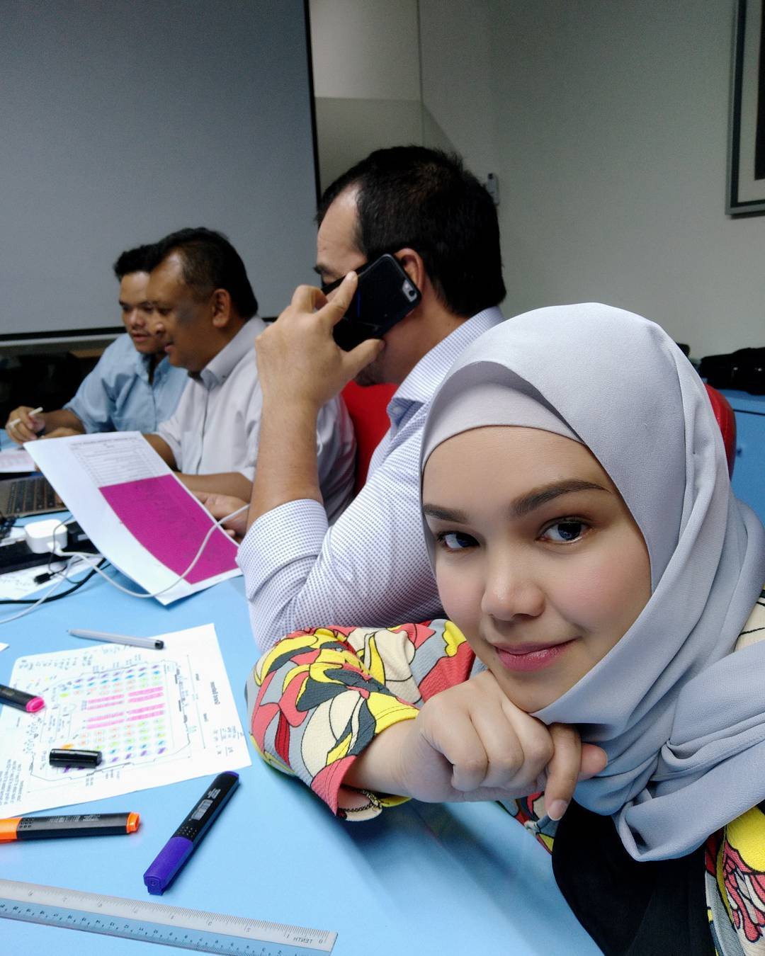 Beda Usia 20 Tahun, Ini 10 Potret Mesra Siti Nurhaliza dan 