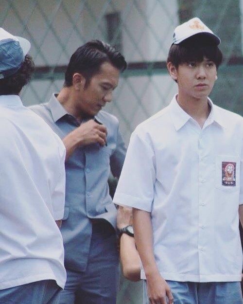 Jadi Pasangan Vanesha, Ini Beda Gaya Iqbaal dan Adipati Dolken