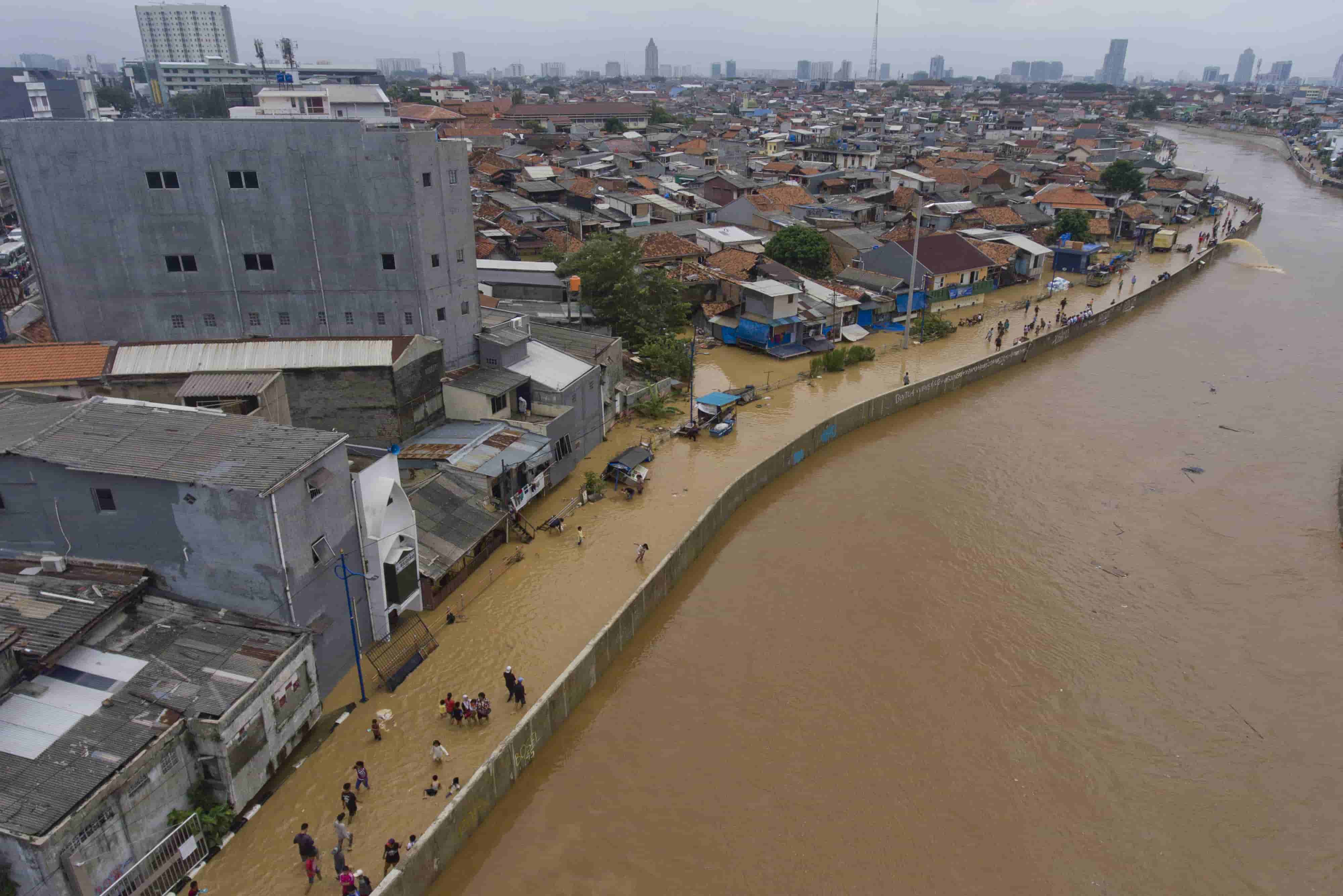 Solusi Banjir Jakarta, Apa Kabar Program Normalisasi Sungai?