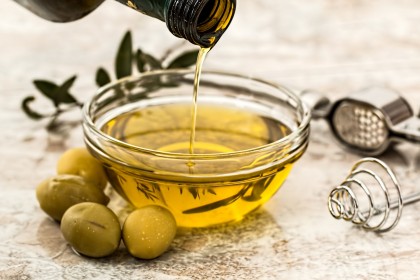 6 Cara Diet Sehat Unik dengan Minyak Zaitun, Cepat Langsing Nih!