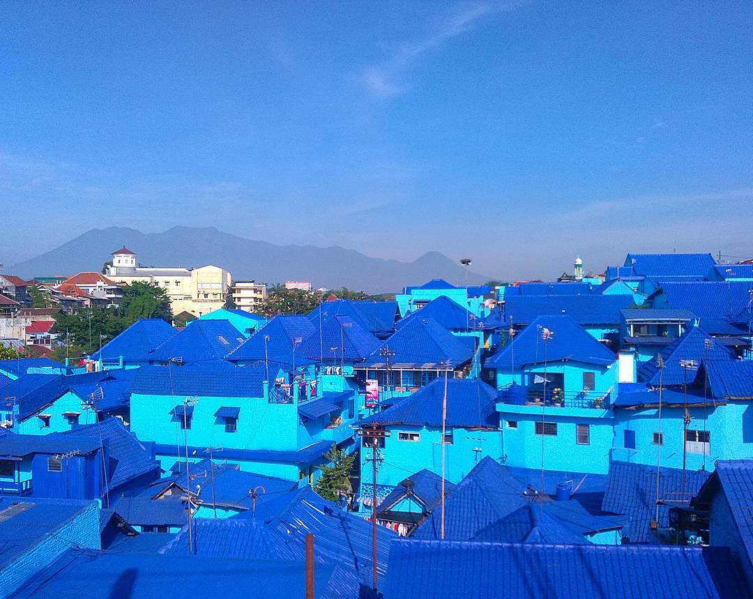 10 Potret Unik Kampung Biru Arema, Wisata Tematik Baru di Kota Malang