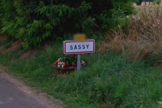 9 Nama Tempat di Perancis Ini Terkesan Aneh Banget, Bikin Geli!