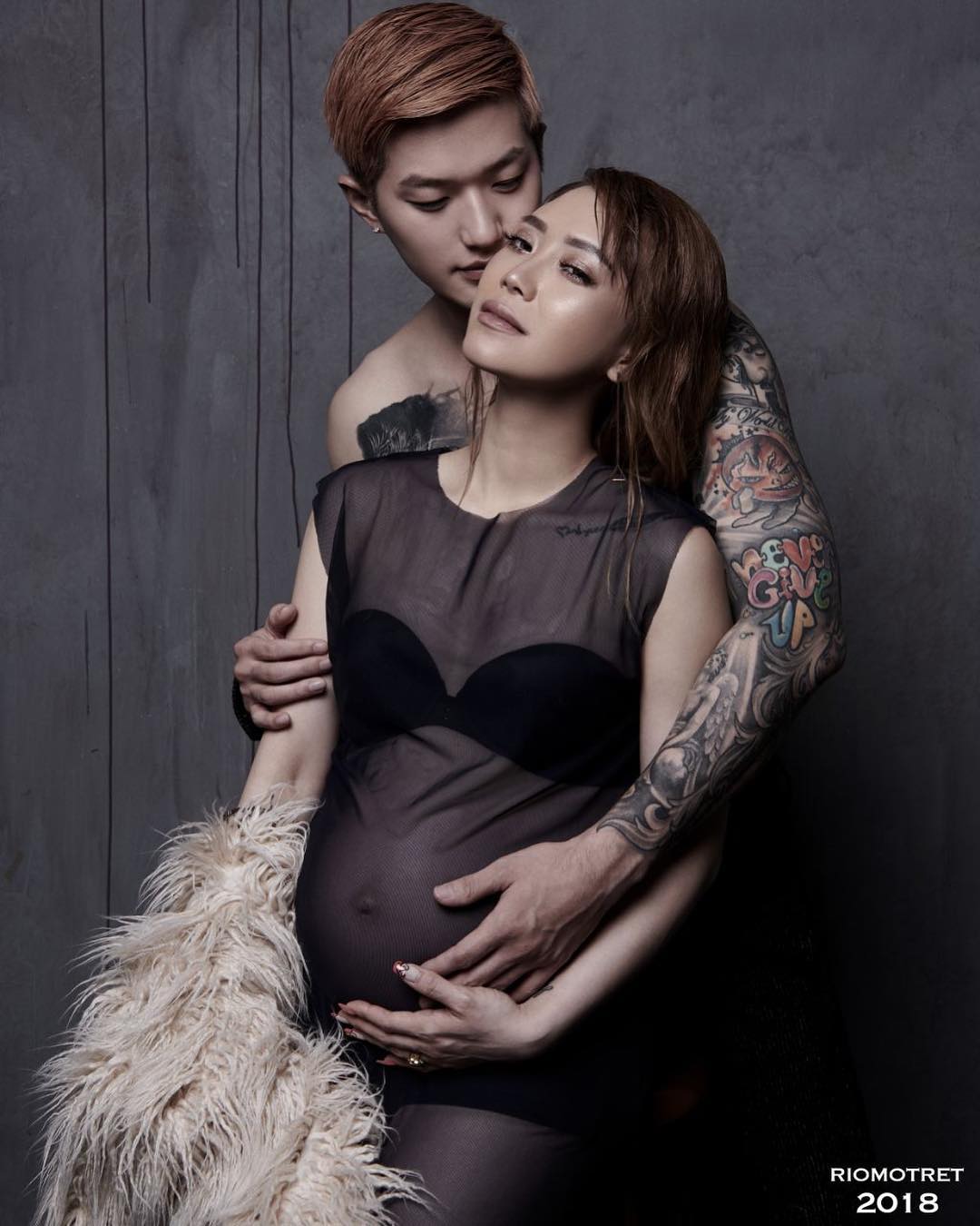 10 Potret Maternity Lee Jeong Hoon Dan Moa Aiem Yang Curi Perhatian