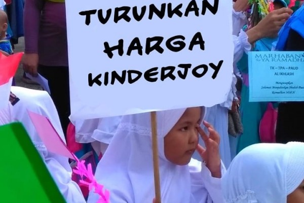 Viral Poster Lucu Dan Unik Di Demo Mahasiswa Dari Skincare Hingga Mantan Okezone Nasional