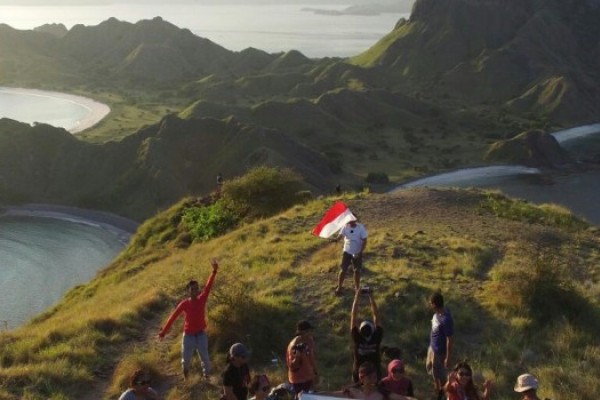 7 Open Trip Paling Bagus di Indonesia, Terkenal Murah dan Terjamin 