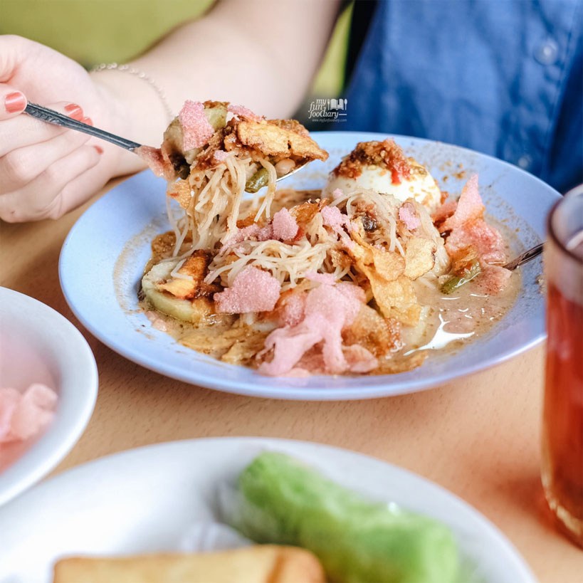 12 Kuliner Paling Pecah di Medan, Nyesel kalau Gak Mampir ke Sini!
