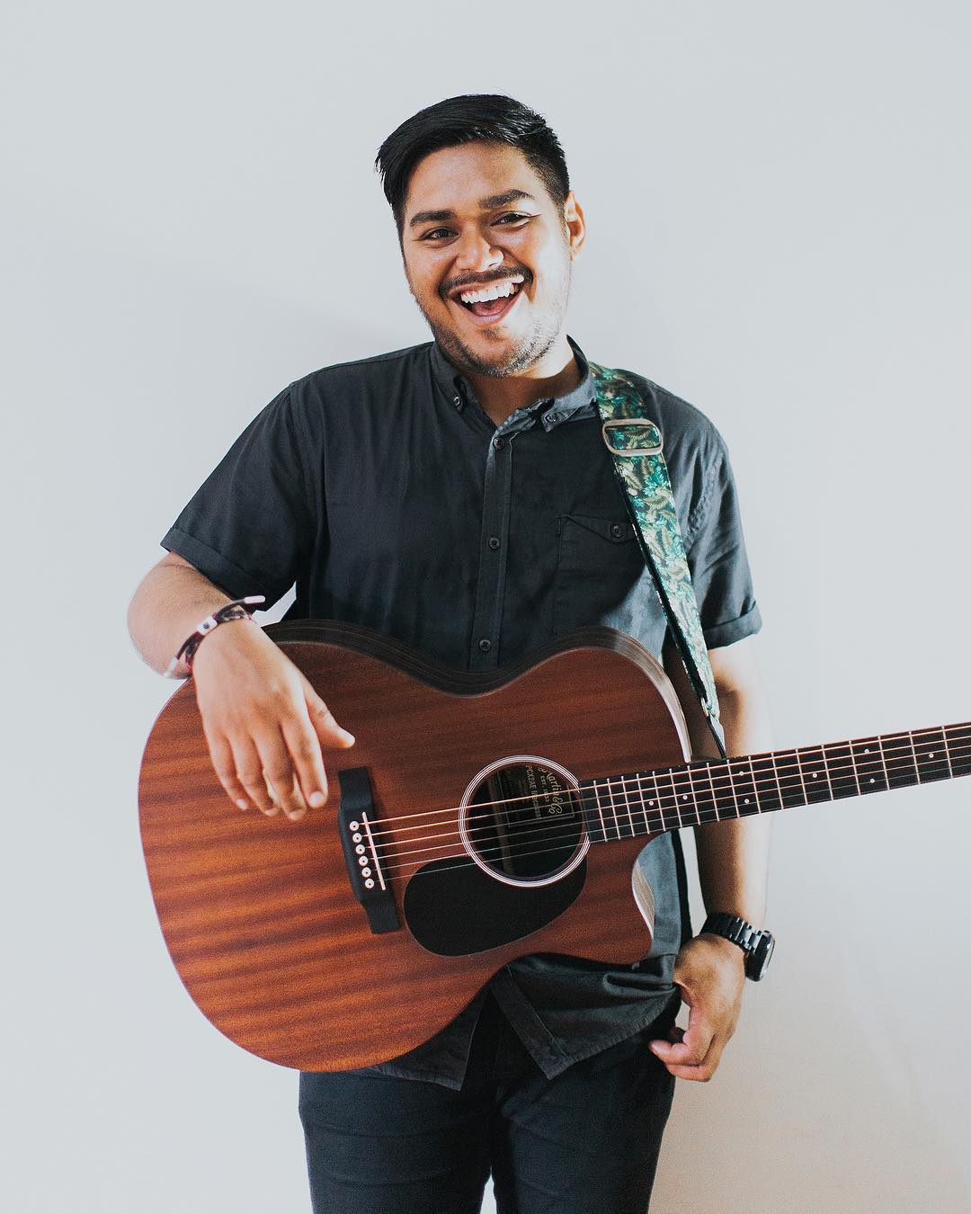 10 Gaya Kece Abdul Satu Satunya Cowok Di Top 4 Indonesian Idol