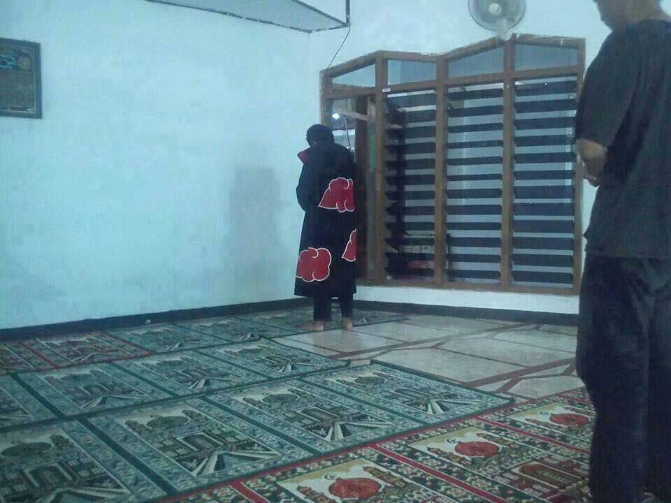 19 Kelakuan Orang Indonesia yang Pasti Bikin Dunia Geleng-geleng