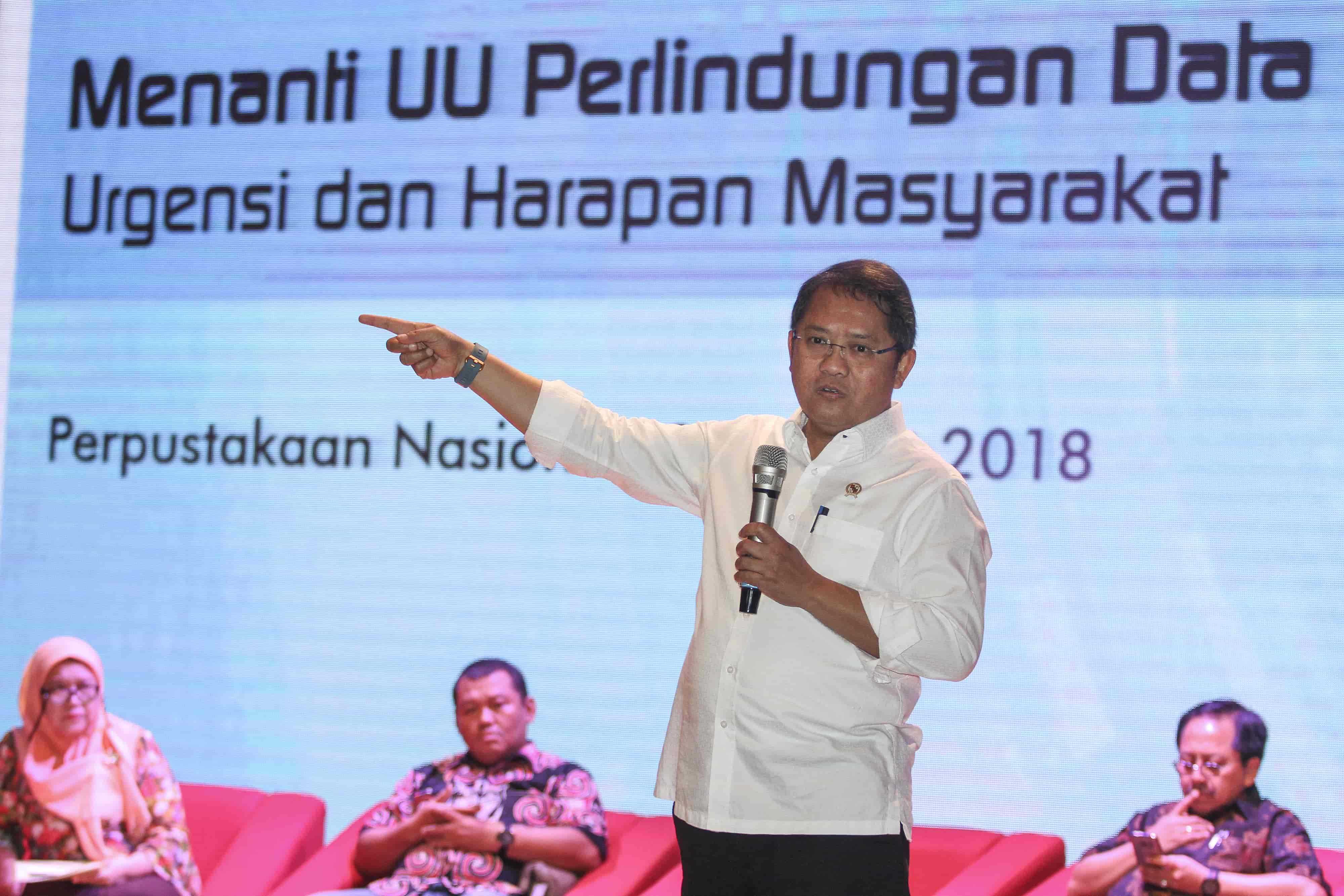 Kasus Penyalahgunaan Data Pribadi Kominfo Sp 2 Facebook