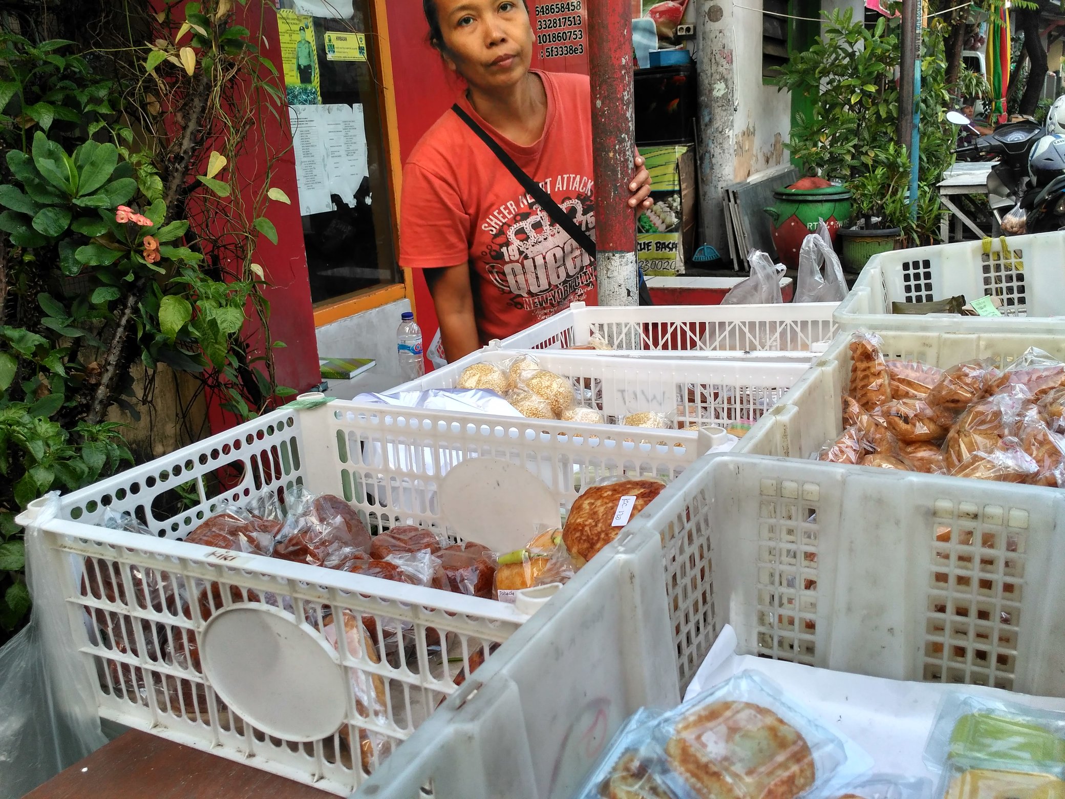 Irul, Pejuang Jalanan yang Jadi Penggagas Kampung Kue