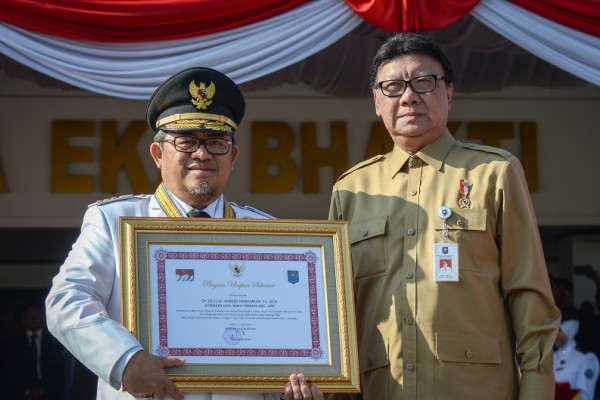 Aher Usulkan Gaji Kepala Daerah Naik agar Tak Korupsi, Apa Respons Mendagri?