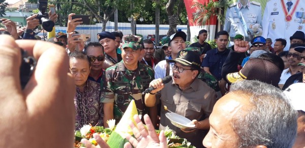 May Day, Ini Janji Soekarwo kepada Para Buruh