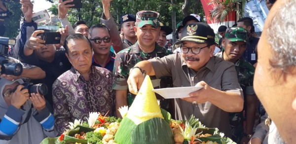 May Day, Ini Janji Soekarwo kepada Para Buruh