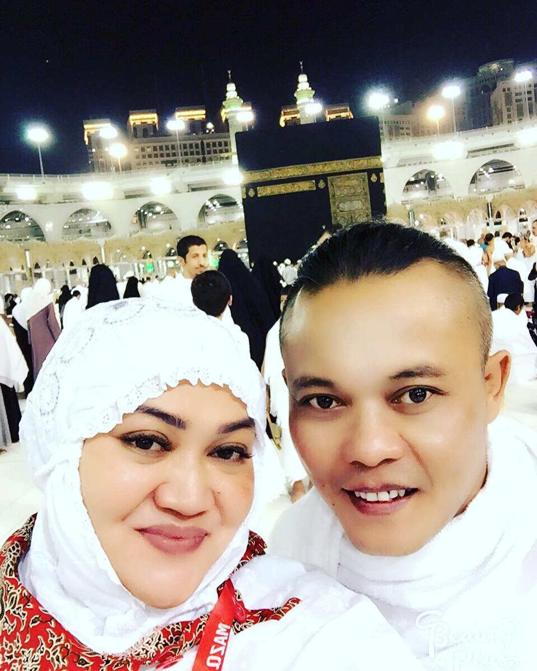 Dikabarkan Cerai, 10 Potret Romantis Sule dan Lina Selama 20 Tahun