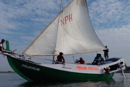 Perahu Pustaka, Galakkan Gemar Baca di Pelosok Pulau Sulawesi