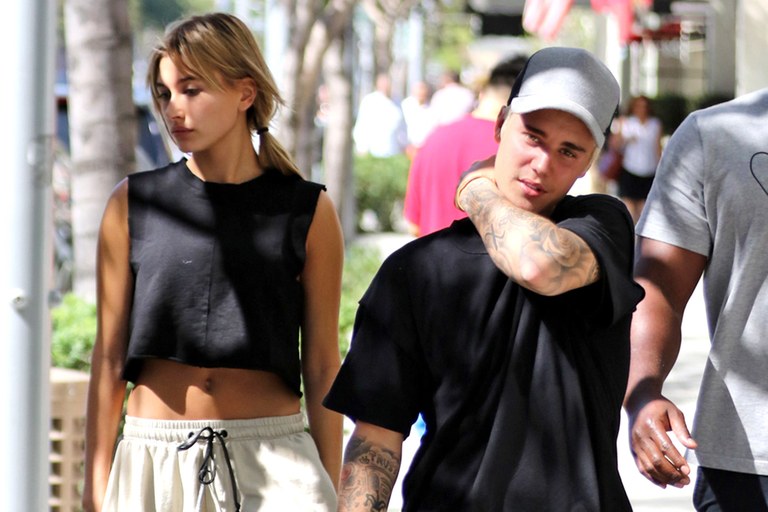 10 Fakta Hailey Baldwin Model Penakluk Shawn Mendes Justin