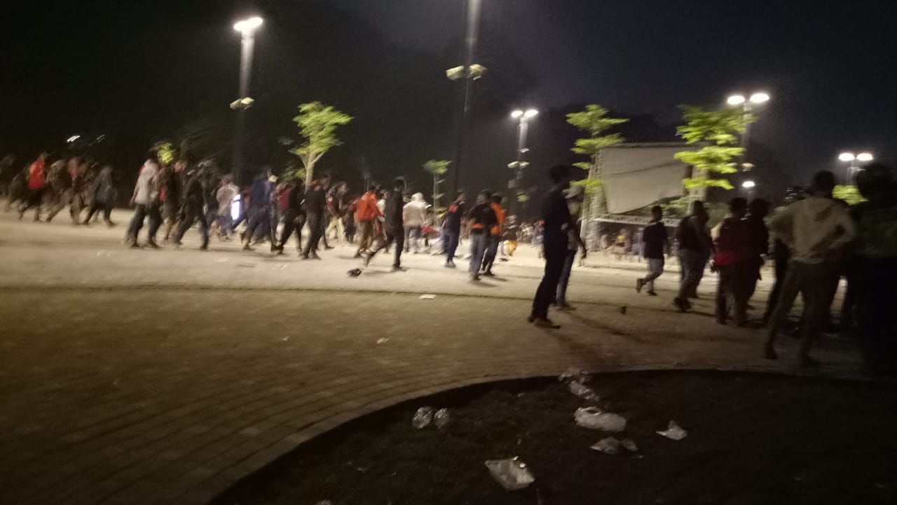 Persija Kalah 1-3 atas Home United, Supporter Rusuh di GBK