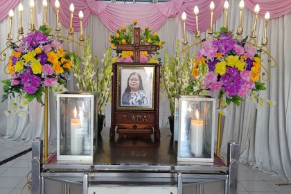 Bom Gereja Surabaya: Kehilangan Calon Istri Sehari Setelah Hari Pertunangan
