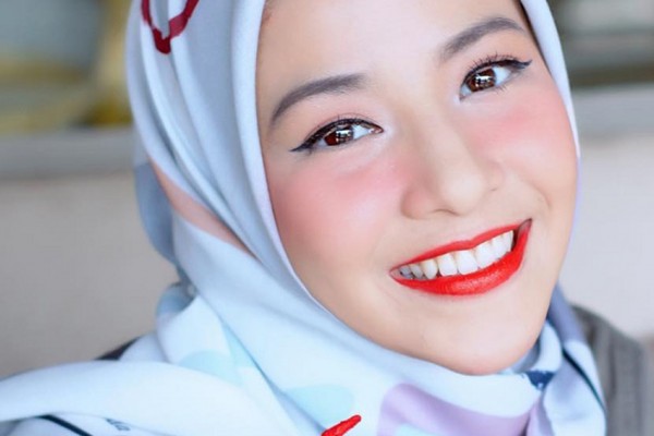 5 Makeup Look untuk Mempermanis Penampilanmu Saat Pergi Berbuka