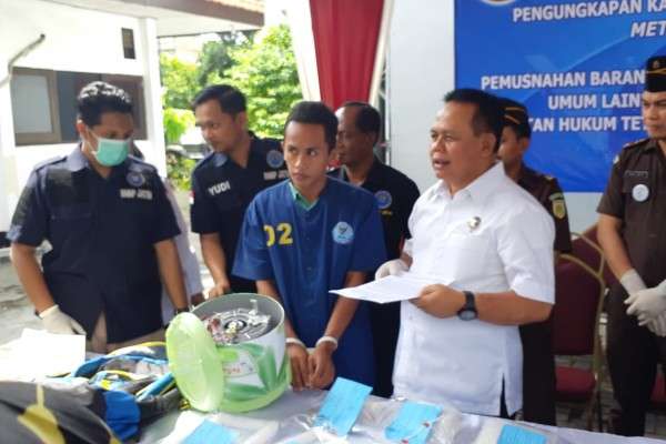 BNNP Jatim Ungkap SS dari Malaysia yang Disimpan di Rice Cooker