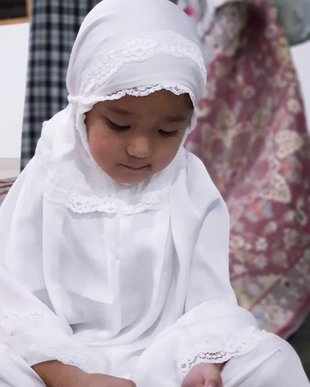 Download 7700 Koleksi Gambar Anak Kecil Lucu Pake Jilbab Terlucu