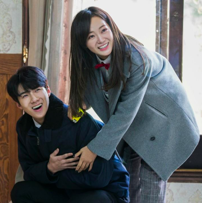 9 Foto Kedekatan Sehun & Sejeong Syuting Bareng yang Bikin 