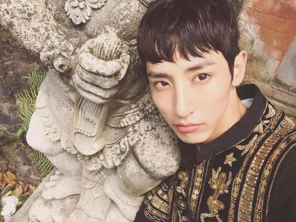 Adem Lihatnya, Ketika 10 Artis Korea Ini Memilih Gunakan Baju Koko