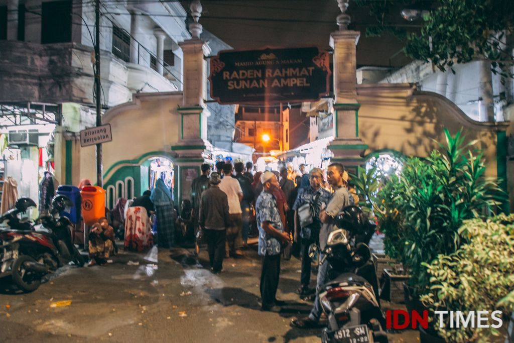 makam sunan ampel