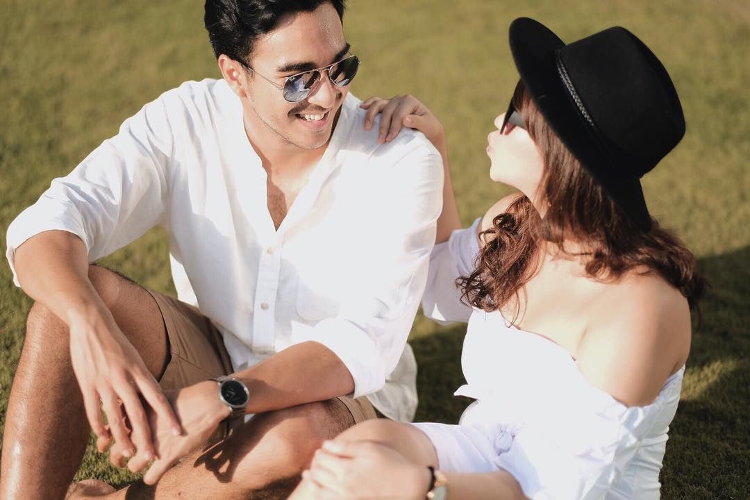 10 Potret Ibrahim Risyad & Pacar, Selebgram yang Jadi Bintang Iklan