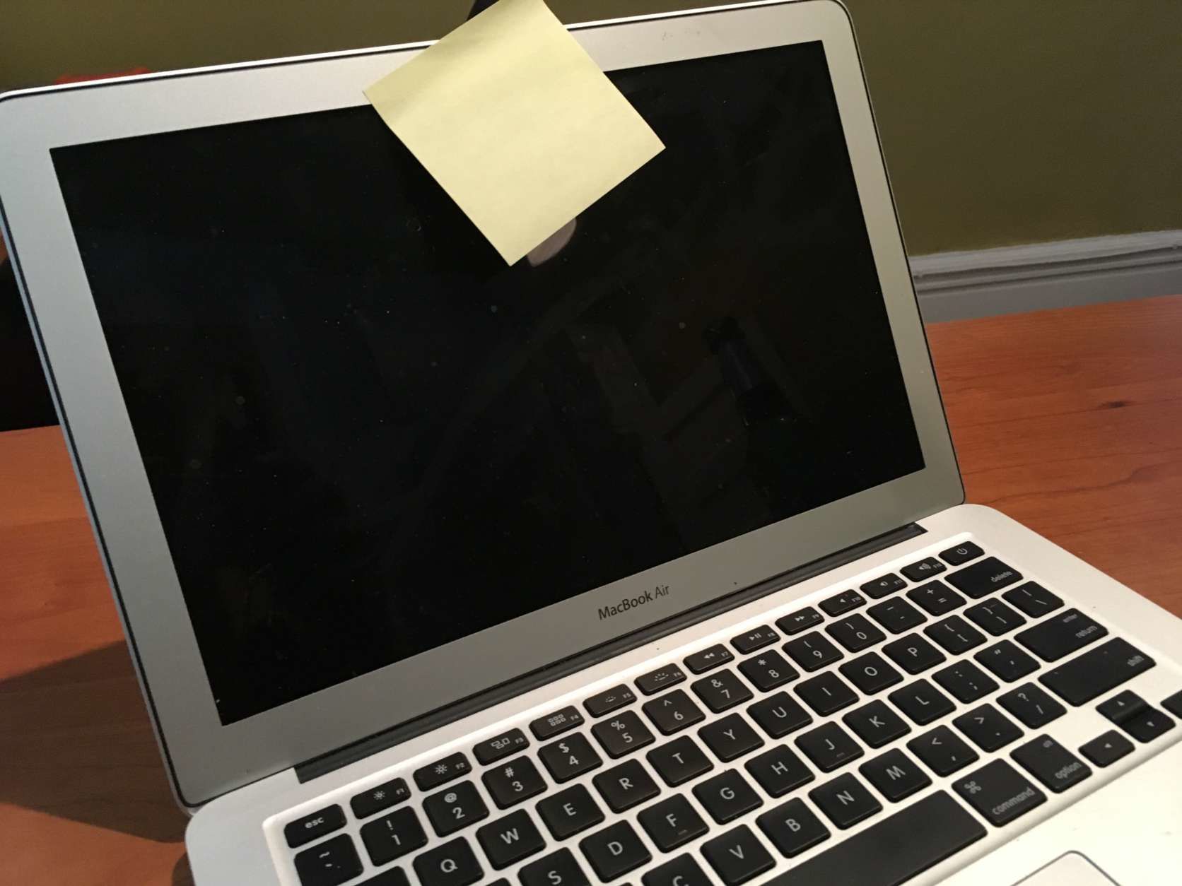 Tanda-tanda Laptop dan PC Sedang Dimata-matai Atau Dihack