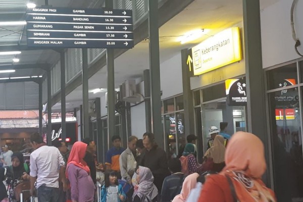 H-2 Lebaran, 40 ribu Pemudik Berangkat dari Stasiun Pasar
