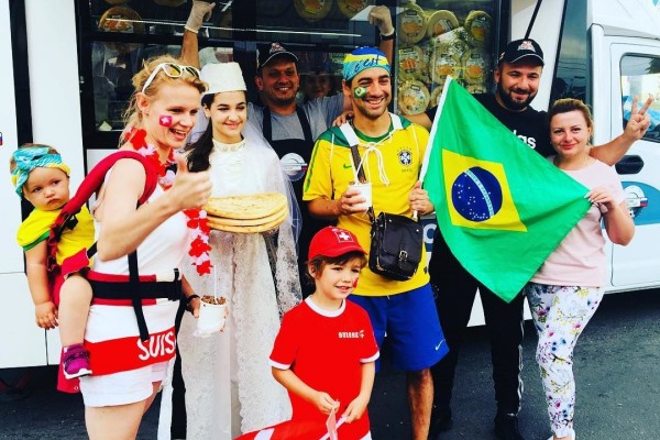 10 Street Food di Rusia Favorit Suporter World Cup, Enak Lho!