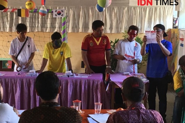 Di Salah Satu TPS Unik Surabaya, Gus Ipul Menang Tipis