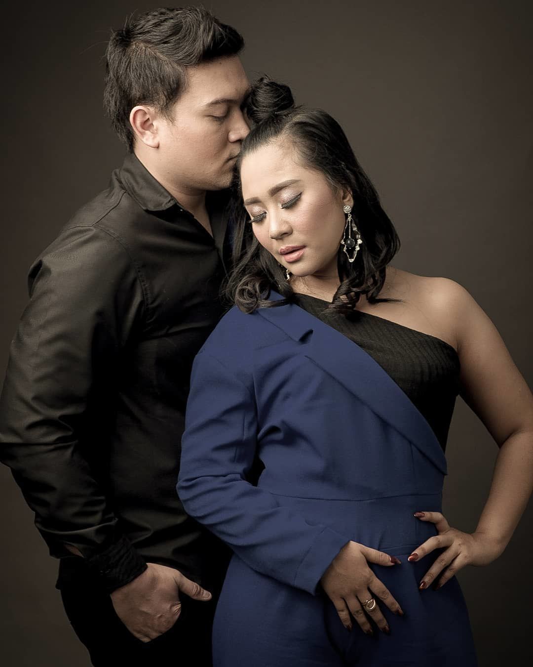 Segera Menikah 10 Potret Manis Pre Wedding Chikita Meidy