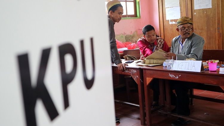 KPU Jatim Ancam Coret Parpol yang Tak Lapor Dana Kampanye