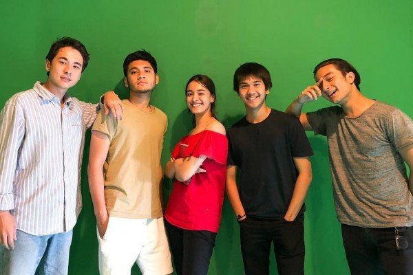 Iqbaal Hingga Giorgino, 10 Potret Seru Syuting "Bumi Manusia"