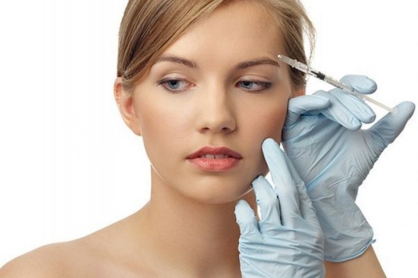 Ini Efeknya Kalau Kamu Melakukan Perawatan Botox Secara Sembarangan