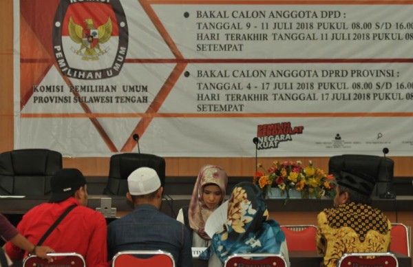 Cara KPU Tekan Biaya Politik yang Semakin Melejit