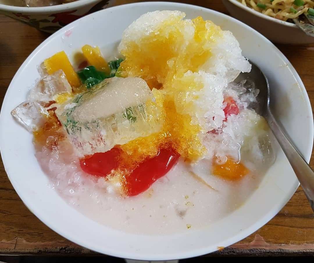 8 Kuliner Es Paling Legendaris di Indonesia, Eksis Sejak Puluhan Tahun
